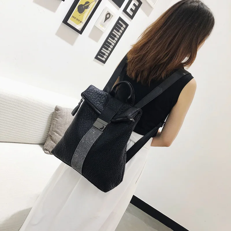 Роскошный кожаный рюкзак с бриллиантами женский блестками черный из натуральной