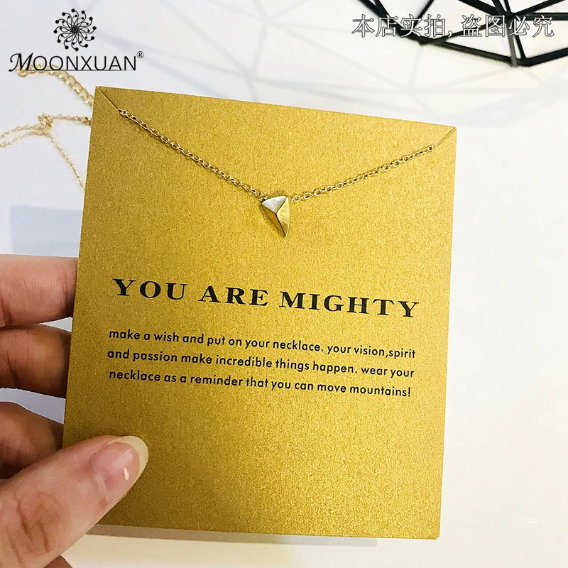 Женское колье чокер с геометрическим треугольником золотистого и серебряного