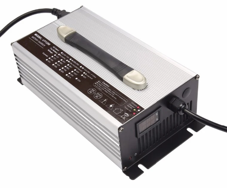 Подгонянная серия 900W 12V 40A 24V 25A 36V 18A 48V 15A 60V 12A 72V 10A 84V 8A зарядное устройство с дисплеем напряжения и тока
