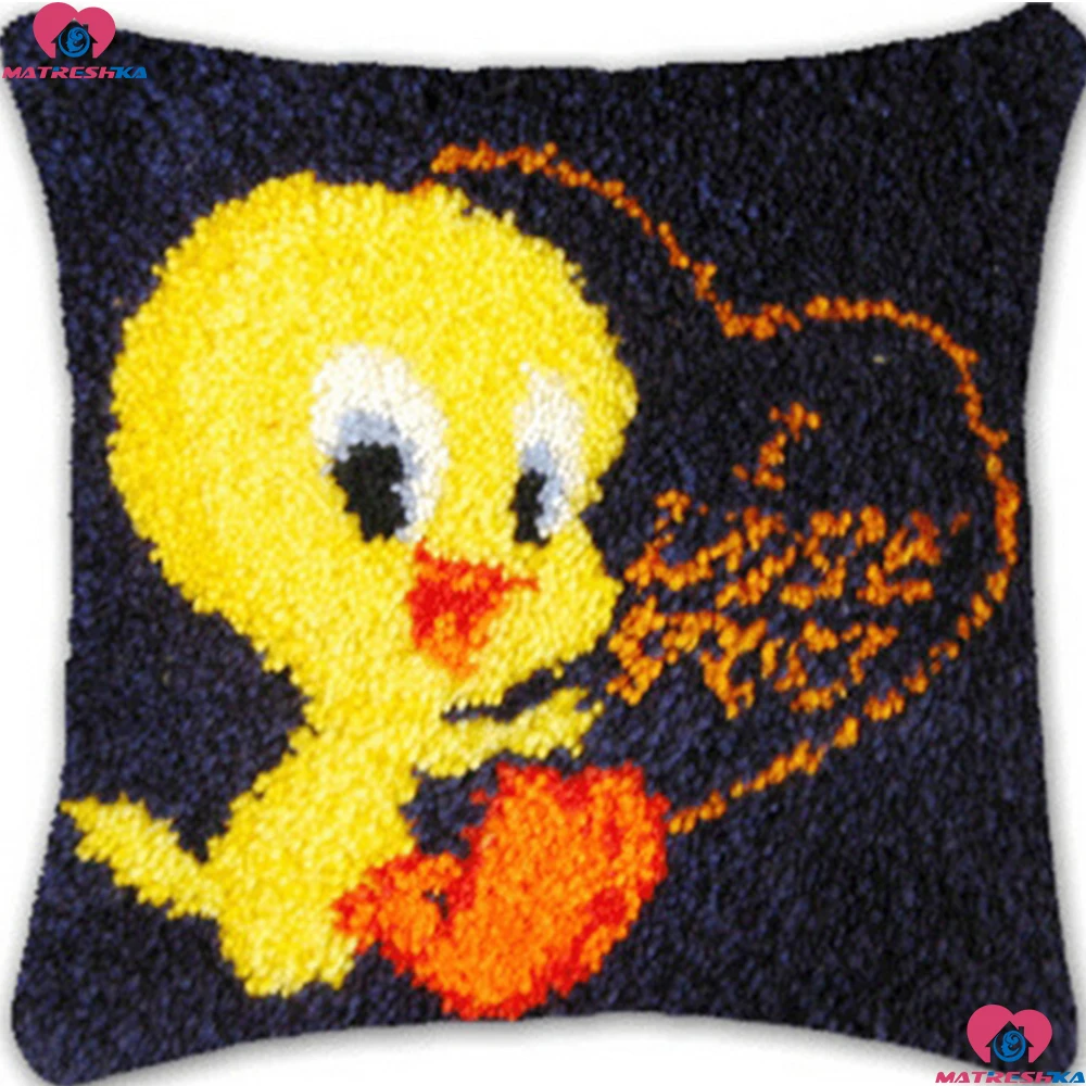 

Latch Hook kits Pillowcase Yellow duck Handmade 5d Printed set Cushion Latch Hook Rug Kits DIY Needlework Unfinished Home decor