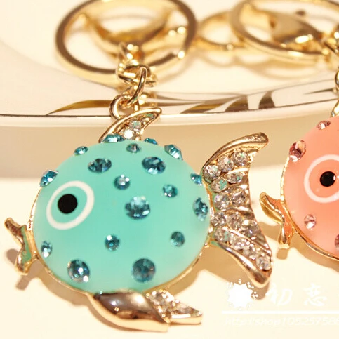 

New Arrival Cute Resin Fish Fashion Keychain Bag Car Jewelry Souvenir for Grils Female Promotion Gifts