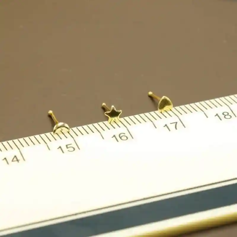 Женские маленькие серьги-гвоздики из серебра 925 пробы со звездами луной