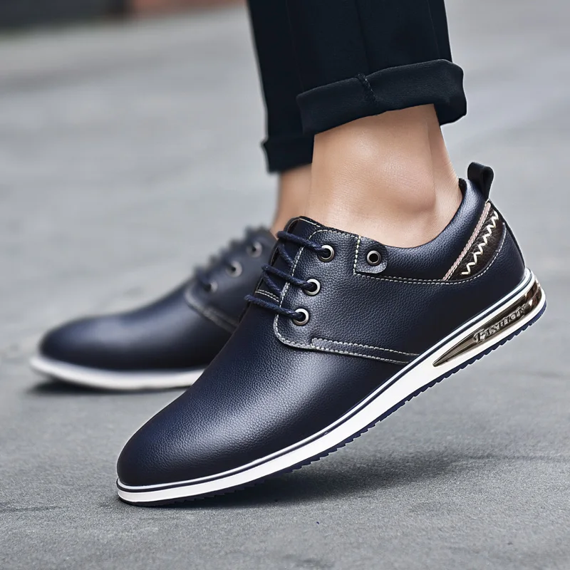 

2018 Four Seasons Trend Youth Men Casual Shoes Genuine Leather Soft Comfortable Lace Up Loafers Low Style Male Sneakers Men Boot