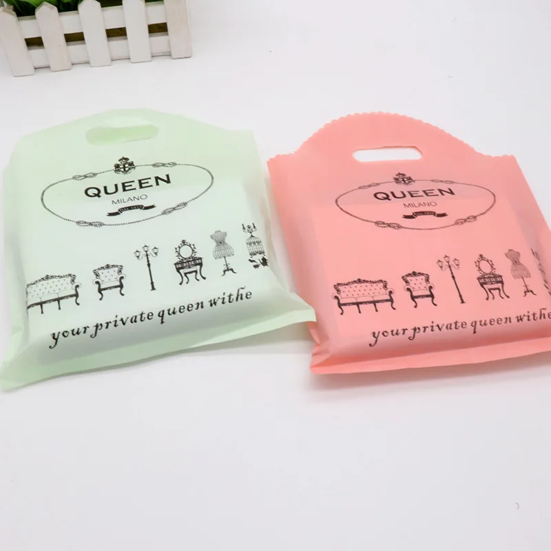 

50pcs - Pink Green "QUEEN" Gift Bags Plastic Shopping Bags Cosmetics Gift Wrap Pouch