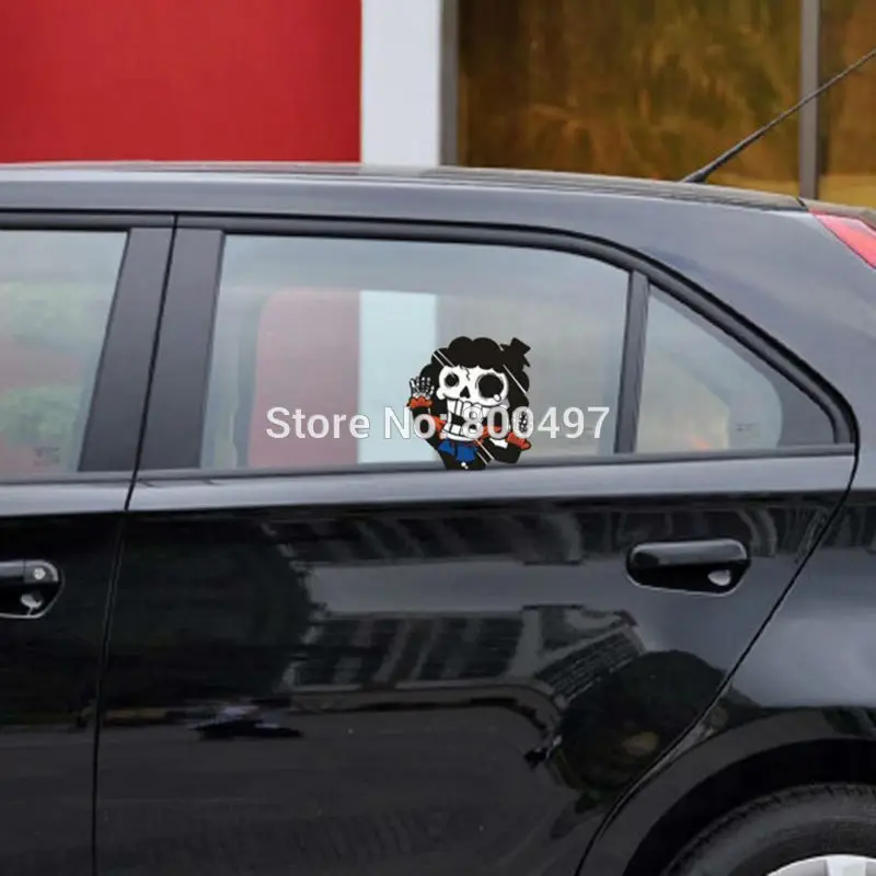 Новейший Стайлинг автомобиля цельнокроеный череп стеклянный автомобильный
