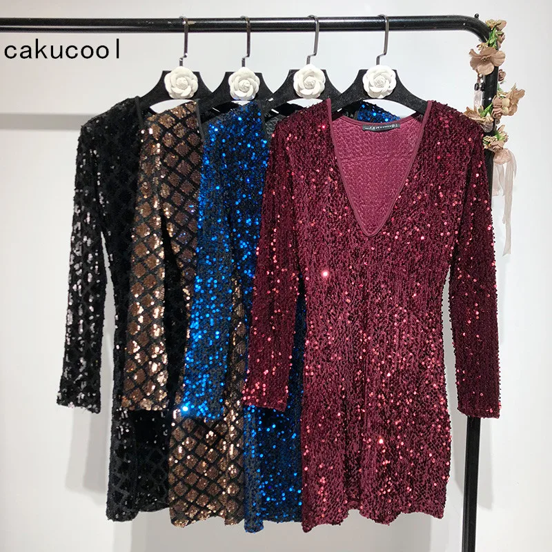 Новинка 2019 блестящее платье с блестками Cakucool весеннее длинным рукавом и глубоким