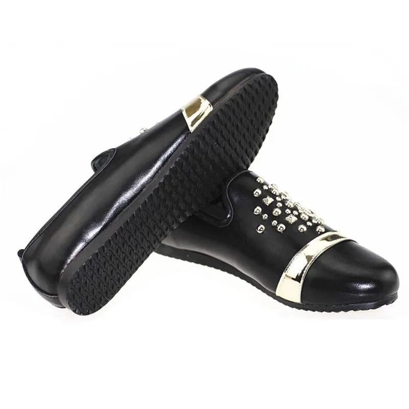 Movechain модная мужская заклепки Бисер Лоферы Для мужчин s для вождения из