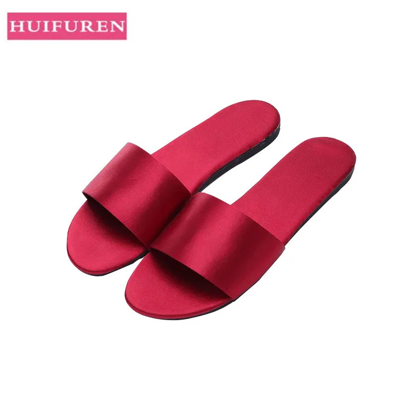

Women Slippers Silk Soft Bottom 2021 Summer Flat Shoes Woman Fashion Sandals Open Toe Ladies Indoor Outdoor Slides SH021402