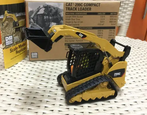 Бренд Diecast Master 85226 гусеница кот 299C компактный гусеничный погрузчик 1:32 весы из
