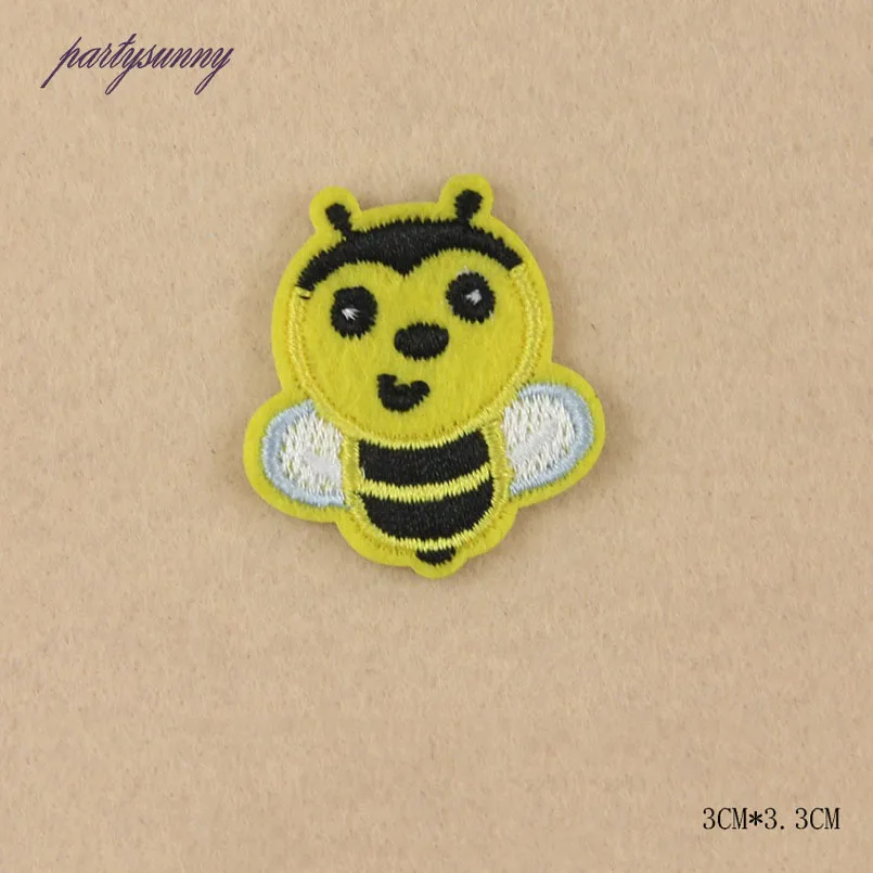 PF Симпатичные Bee Патчи Вышитые Железа На Патч Для Одежды Наклейки Брюки Швейные