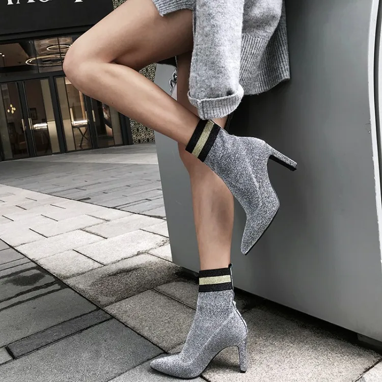 MLJUESE/женские ботильоны бархатные ботинки серебристого цвета с острым носком на