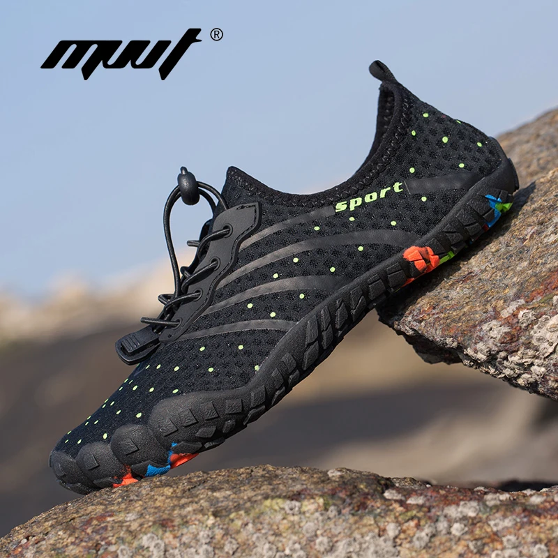 

Summer Breathable Couples Aqua Shoes Men/Women Outdoor Quik-dry Beach Shoes Water Sneakers Women