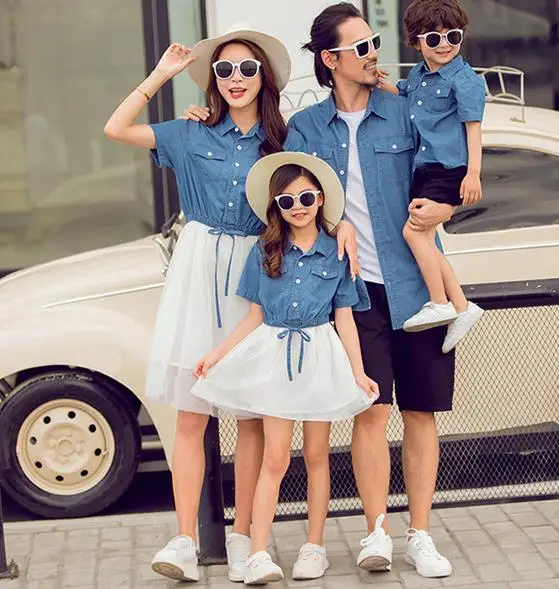 denim blue Летние платья для мамы и дочки из сетчатой ткани с короткими рукавами детские джинсы для девочек джинсовая Блуза для Отца и Сына - Цвет: denim blue