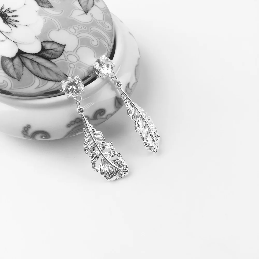 Серьги гвоздики из серебра 2018 пробы с перьями романтические ювелирные изделия