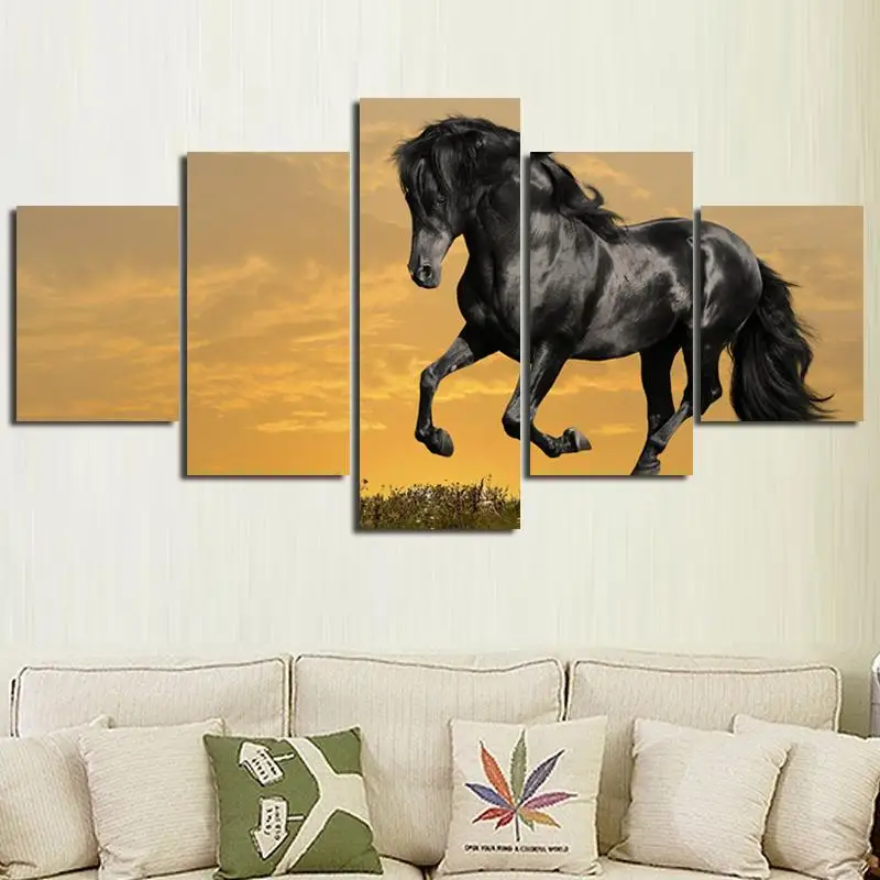 5 шт. Настенная картина бегущая Черная лошадь |