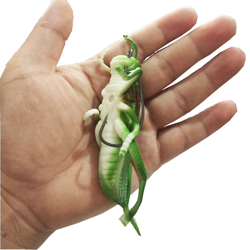POETRYYI 11.5cm 26g Green Grasshopper insects Fishing Lures Flying Wobbler Lure Rubber bait Lifelike Artificial baits Pesca30