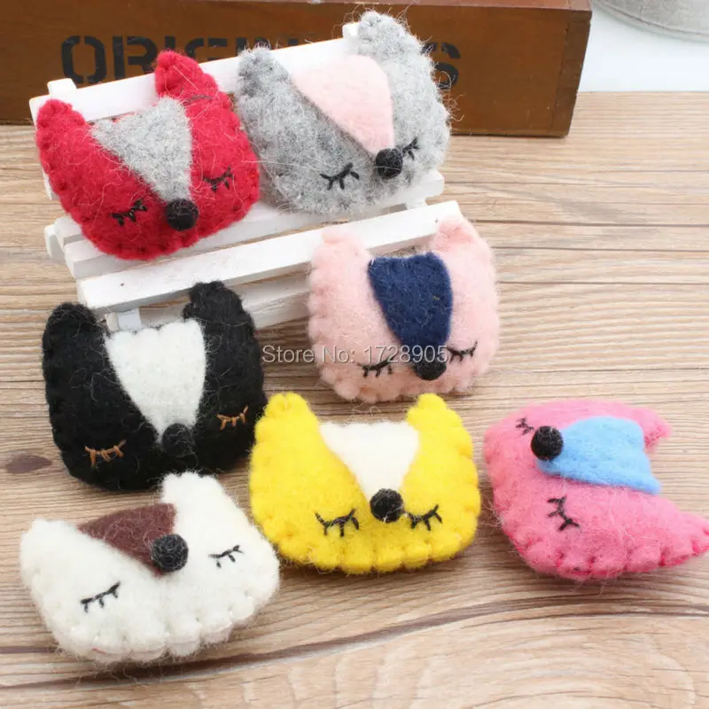 

Wool Felt Fox Doll Ball Handmade 100% Wool Felt 55 MM Red Grey Yellow Wool Felt Ball For DIY Christmas Decoration