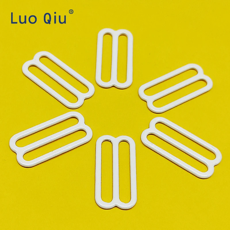 Пояс с пряжкой и пластиковым белым бюстгальтером 8 нижнее белье бюстгальтер