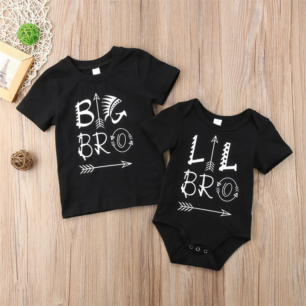 Одежда для маленьких мальчиков Хлопковый комбинезон с надписью Little Brother Футболка