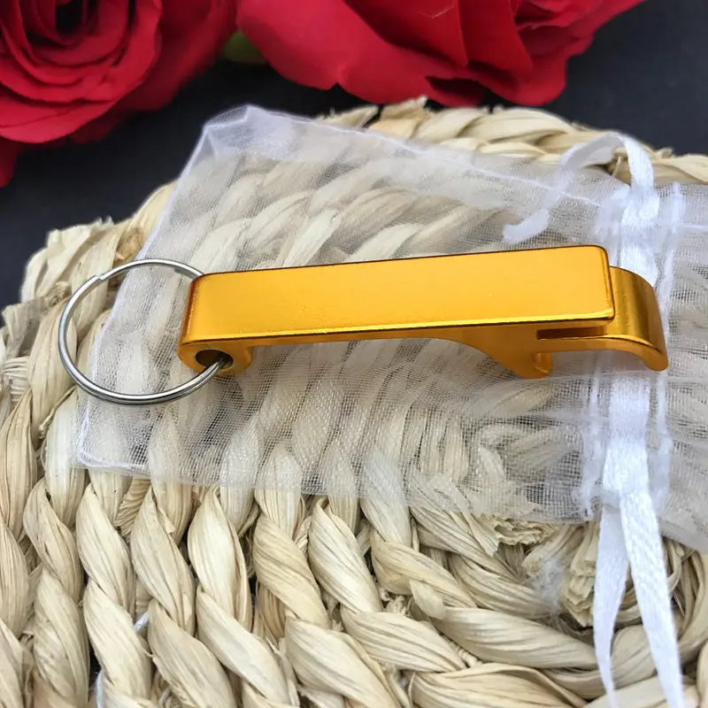 Golden with bag 50 шт./партия, индивидуальный свадебный подарок, открывалка для бутылок с брелком, памятью и датой, Сумка из органзы - Цвет: Golden with bag