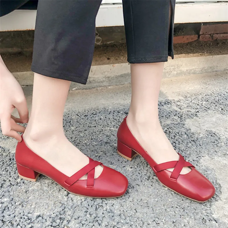 

CONASCO Sexy Women Pumps 2021 New Classic Design Low Heels Genuine Leather Shoes Square Toe Rome Style Shoes Woman Baasic Shoes