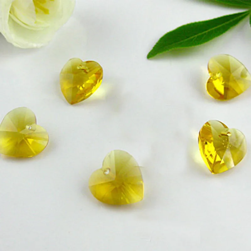 Golden yellow 10 шт амулеты 14 мм граненые нежные стеклянные подвески в форме сердца с кристаллами Likesome разделитель многоцветный DIY свободные бусины ювелирные аксессуары - Цвет: Golden yellow