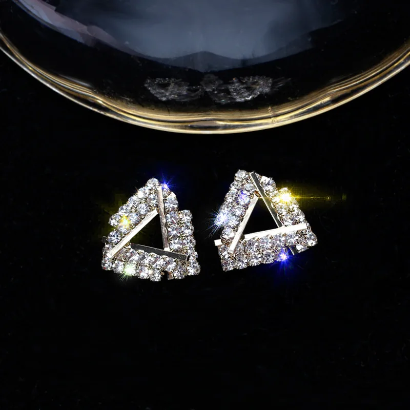 new design fashion jewelry luxury full crystal stud earrings elegant triangular earrings wedding party earrings for women