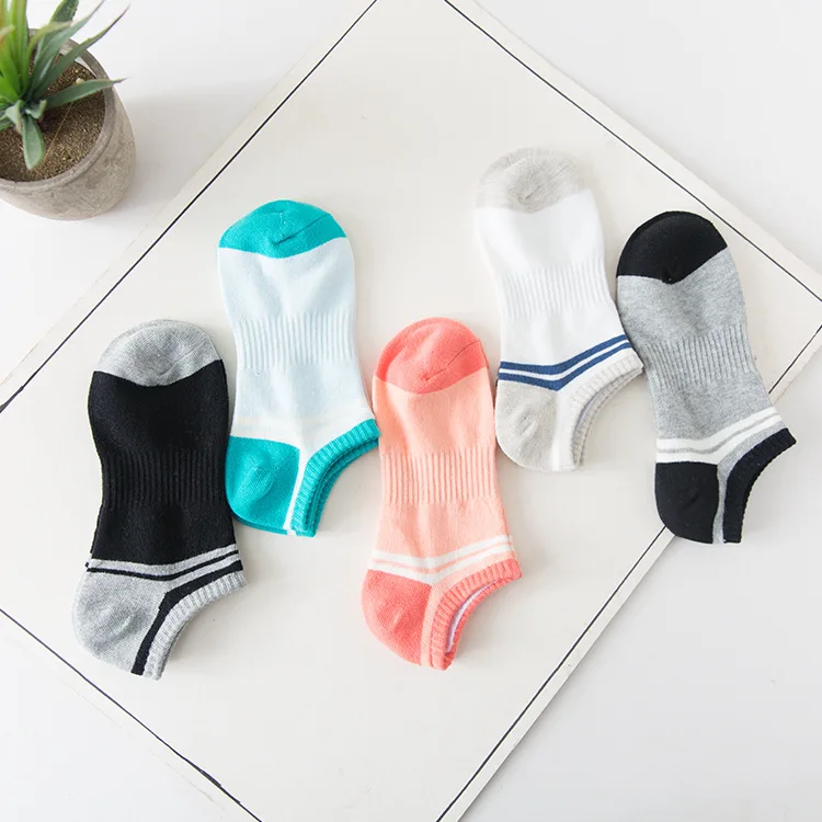 

New spring and summer casual stripe ladies socks Tide cotton socks