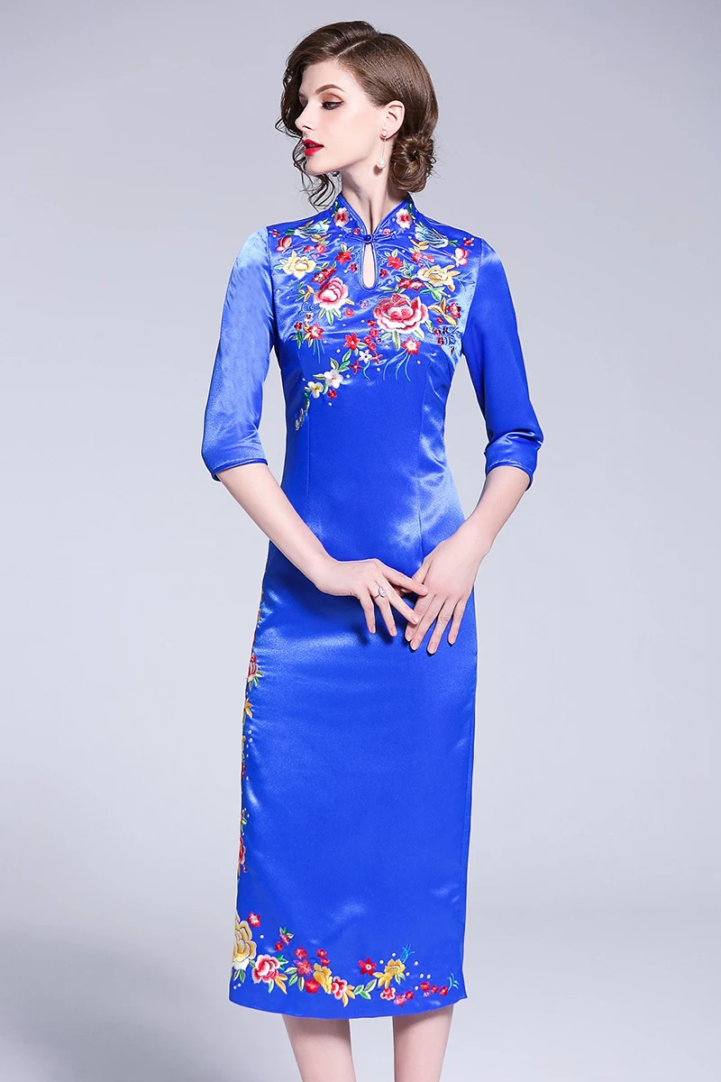 Китайский стиль Cheongsam вышивка Florals Женщины платье элегантный воротник-стойка Женский Тонкий платья осень голубой розовый
