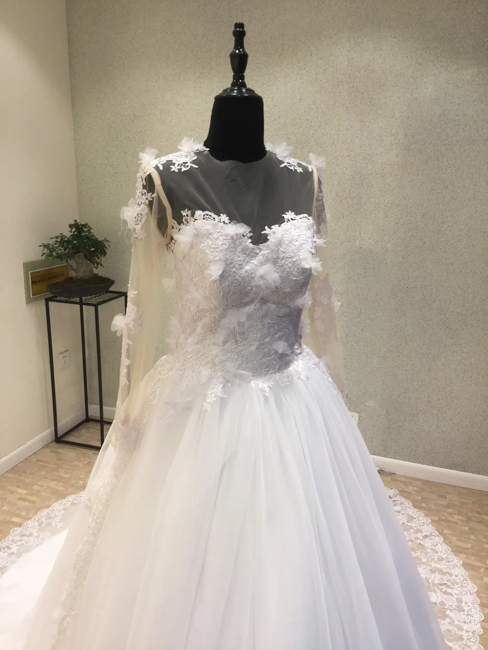 Princess Ball Gown Long Sleeve Wedding Dresses 2017 robe de mariage Lace Applique vestido noiva princesa luxo Bridal Gowns | Свадьбы и