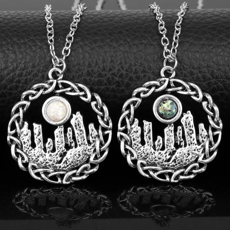 

Fashion Outlander Jewelry Celtics Knot Triskele Trinity Scottish Irish Triangle Knot Crystal Vintage Pendant Necklace CoupleGift