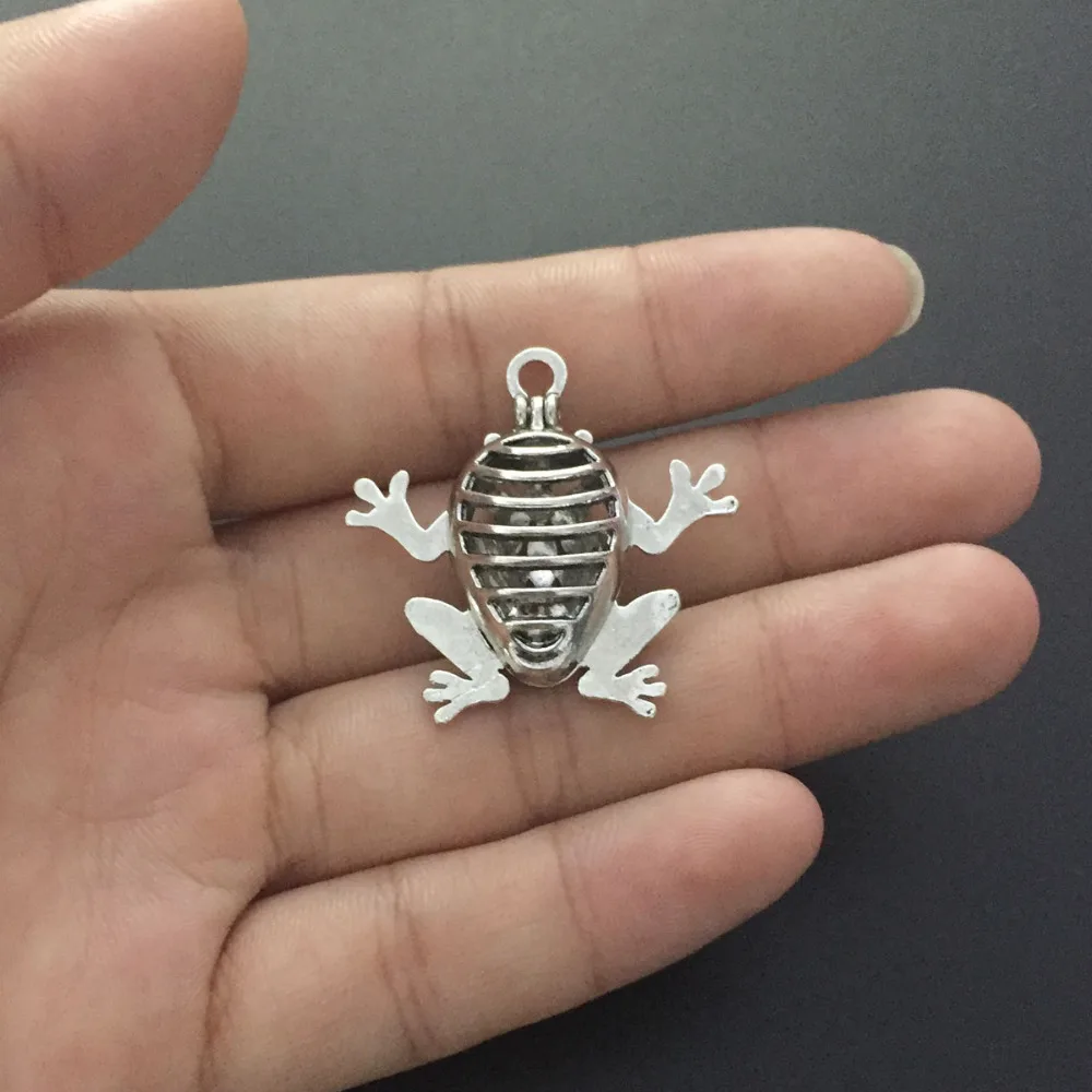 Старинное Серебро 10 шт. Цветок Лягушка открываться медальон кулон Магнитная