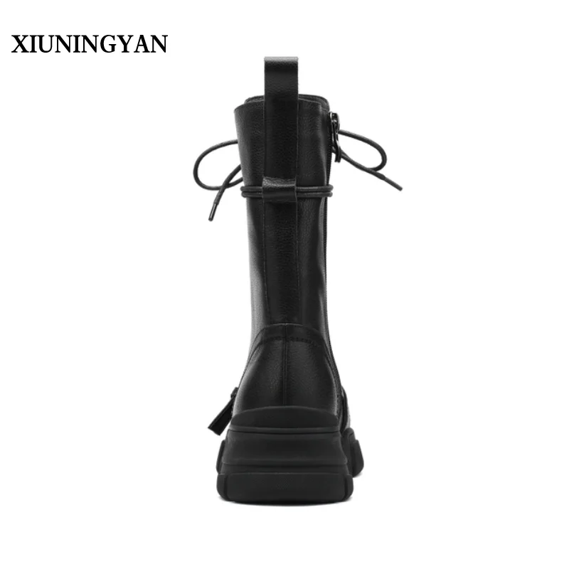 XIUNINGYAN/Новинка 2018 года уличная зимняя обувь из коровьей кожи ботинки в байкерском