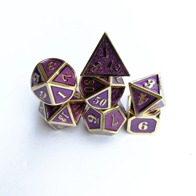 Фабрика экспортирует 7 шт./набор креативных ролевых игральных костей D& D металлические игральные кости хром прозрачный фиолетовый