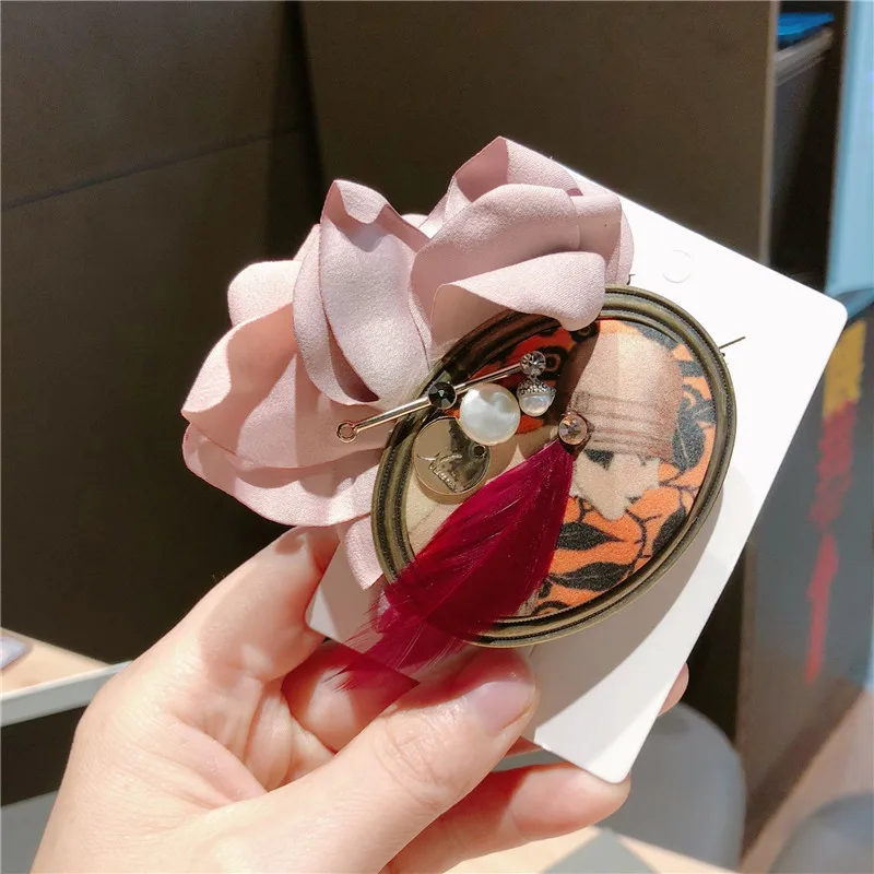 Модная черно-белая Геометрическая брошь в форме цветка модные аксессуары Европе