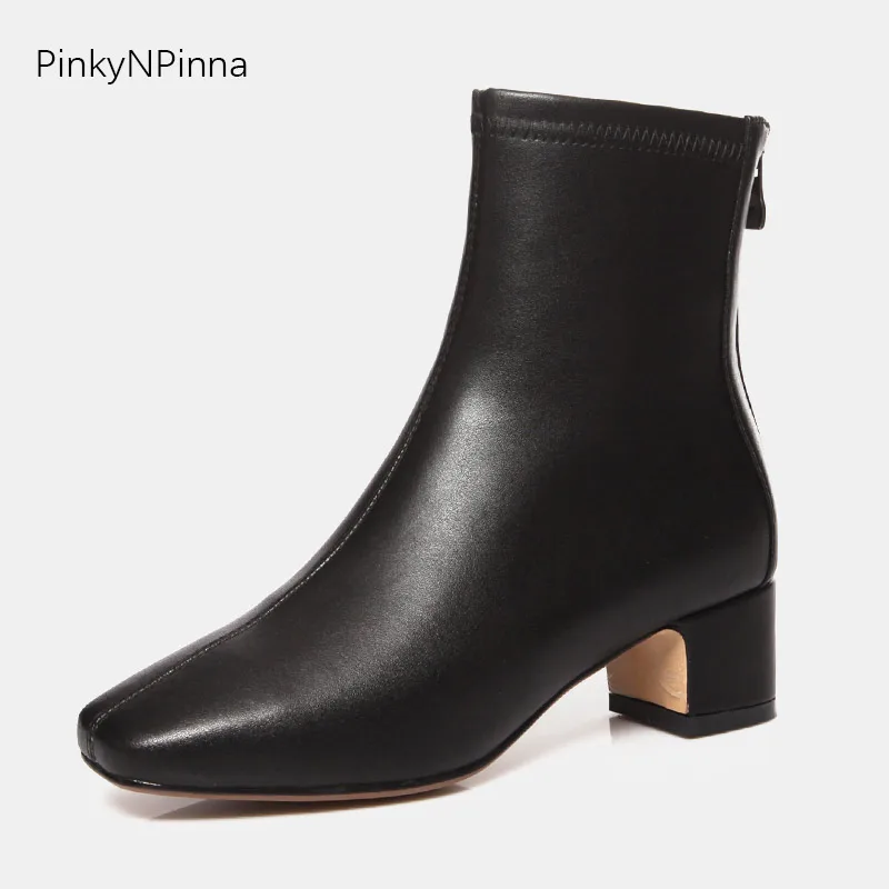 Женские ботильоны с круглым носком Черные полусапожки из мягкой натуральной
