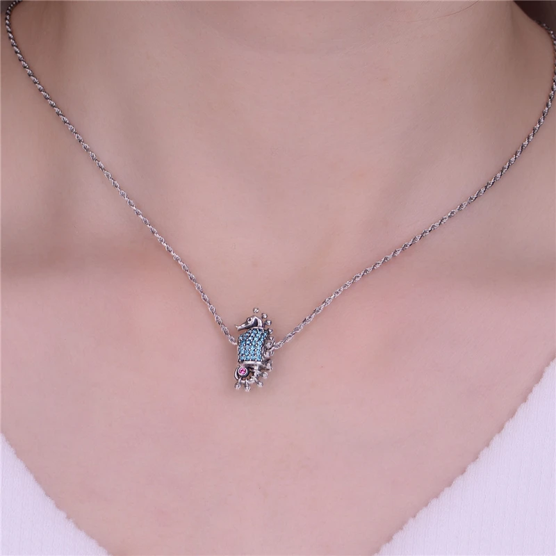 Серебро 925 Ювелирная подвеска &quotМорской конек&quot с кристаллами европейские