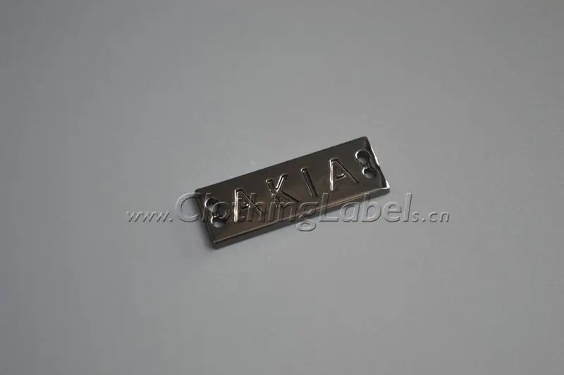 Пользовательские металлические этикетки для сумок одежды обуви выгравированный