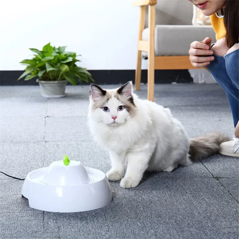 Автоматический светящийся фонтан для домашних животных кошек собак USB