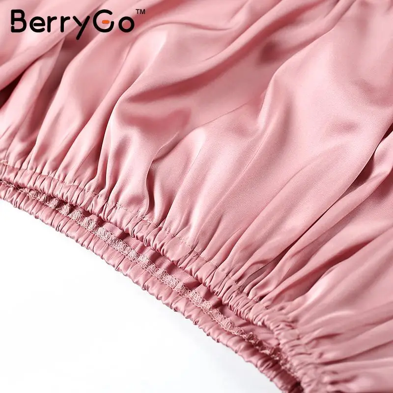 BerryGo Sexy с открытыми плечами рюшами атласная блузка рубашка Мягкий рукав фонарик