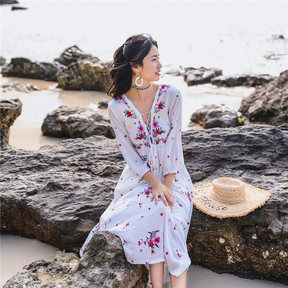 

FOLOBE White boho long dress cotton 2020 Vintage floral Embroidery tassel Casual maxi dresses hippie women dress brand clothing