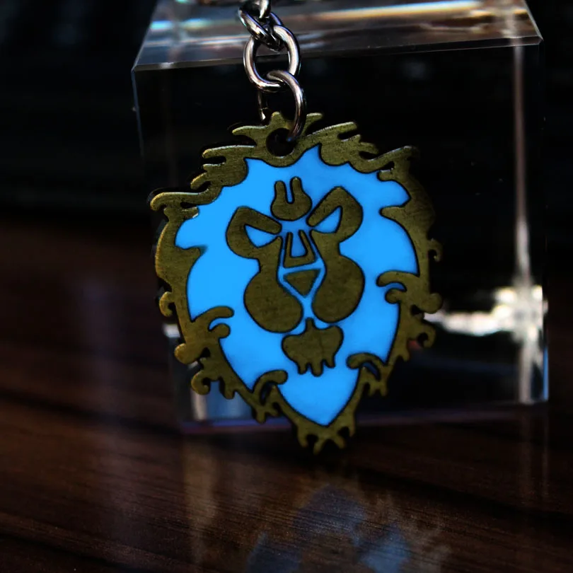 ZHIZ World of Warcraft WOW keychain Alliance Horde Key chain keyring GLOW in the DARK Pendants boys Gift