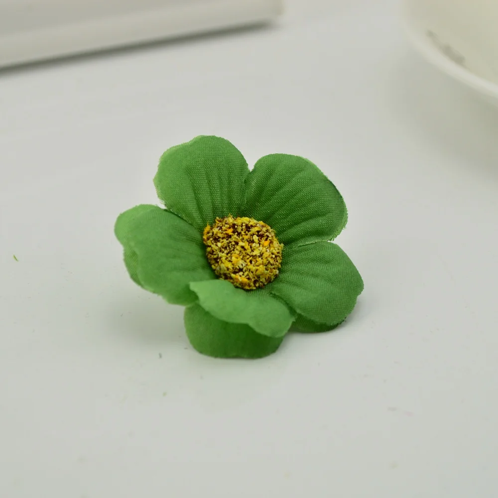 30 шт. искусственные цветы: ромашки diy Детский венок свадебное оформление автомобиля Конфеты Подарочная коробка дешевые шелковые вишни подружек невесты запястье