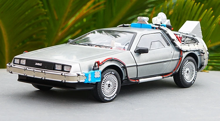 1:18 DMC Deronin возвращается в будущее модель автомобиля из сплава, высокая имитация литого металла модель автомобиля, Изысканные Подарки