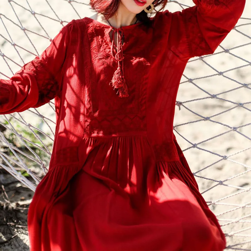 Длинное винтажное платье большого размера с вышивкой и длинным рукавом на