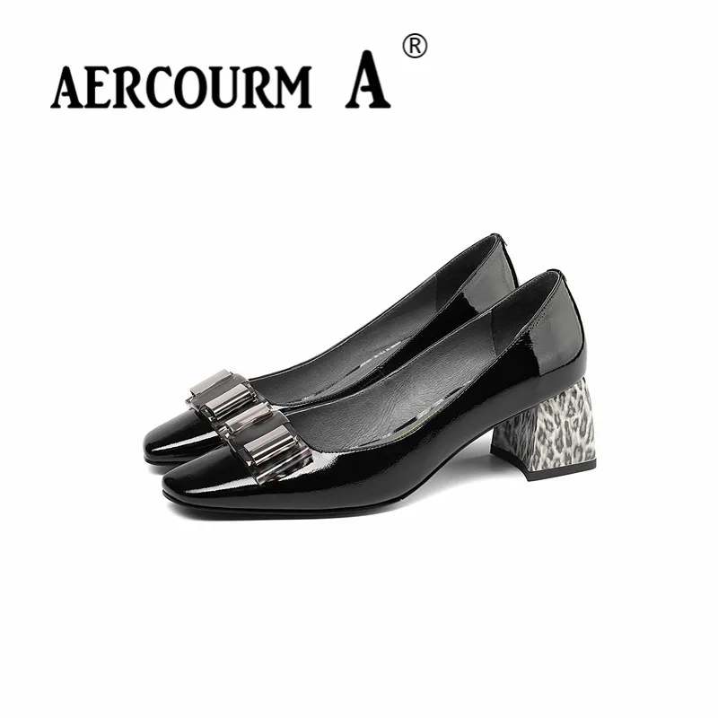 Женские туфли-лодочки с заклепками Aercourm A 2018 женская кожаная обувь на среднем