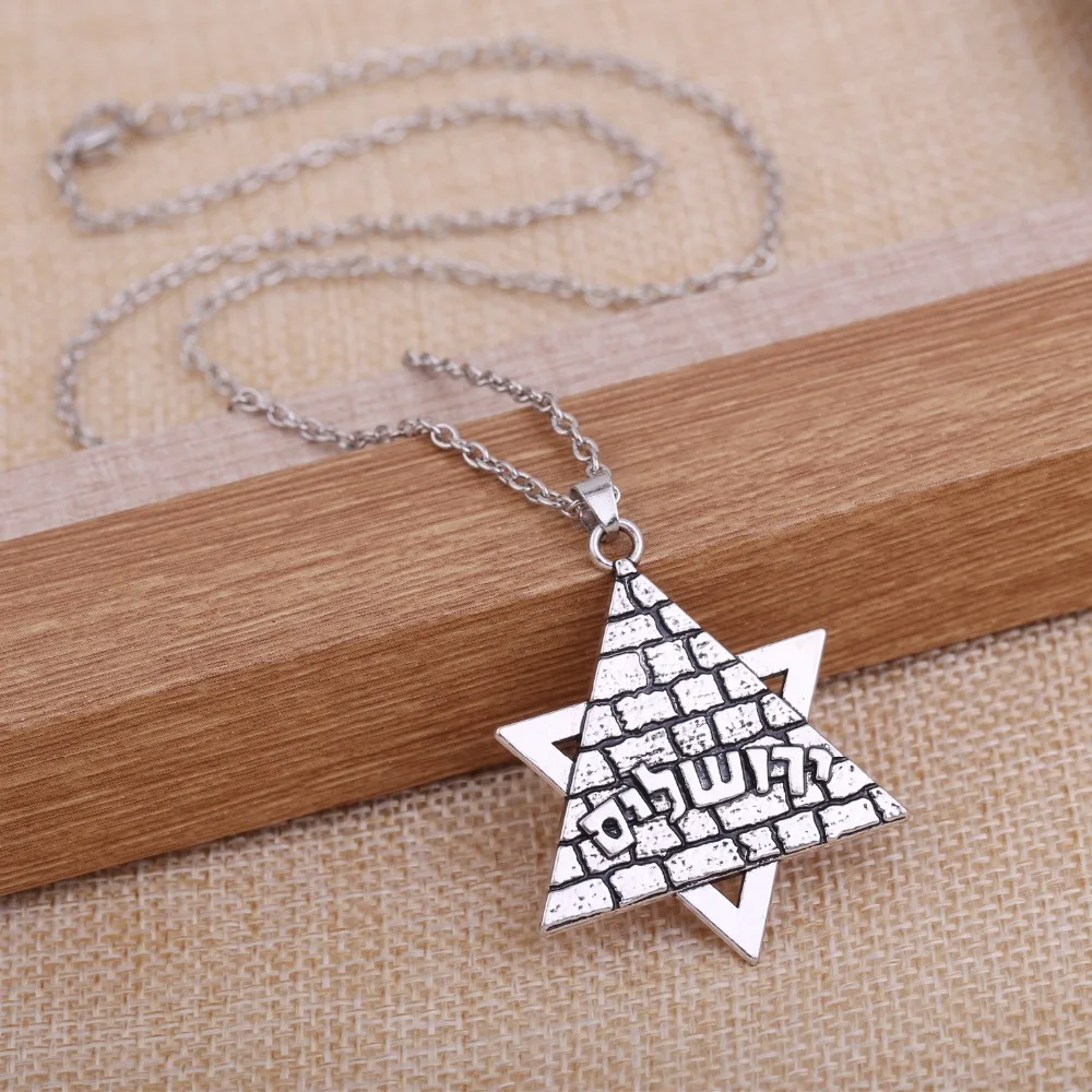 

Dawapara Brand Adjustable Silvery/Golden Pyramid Pendant Necklace Link/Rope Chain Choker Jewelry Amulet Best Gift For Woman/Man