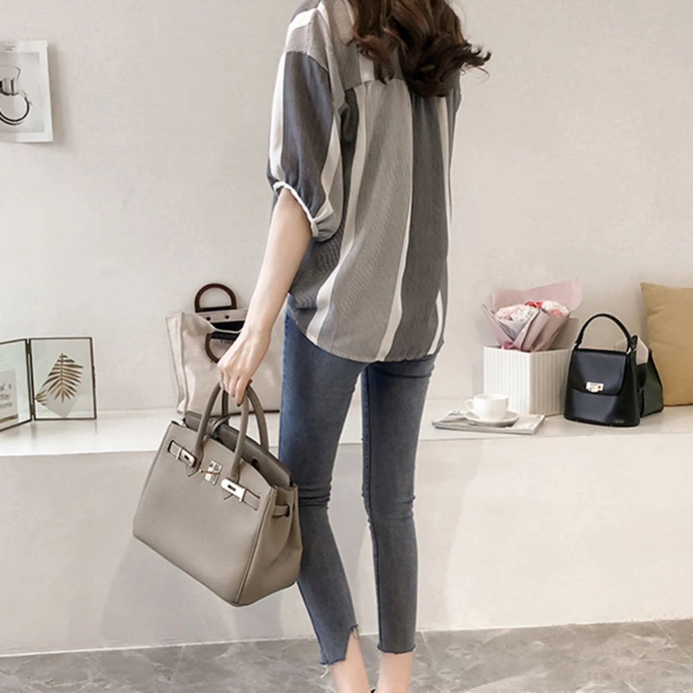 

2019 , V