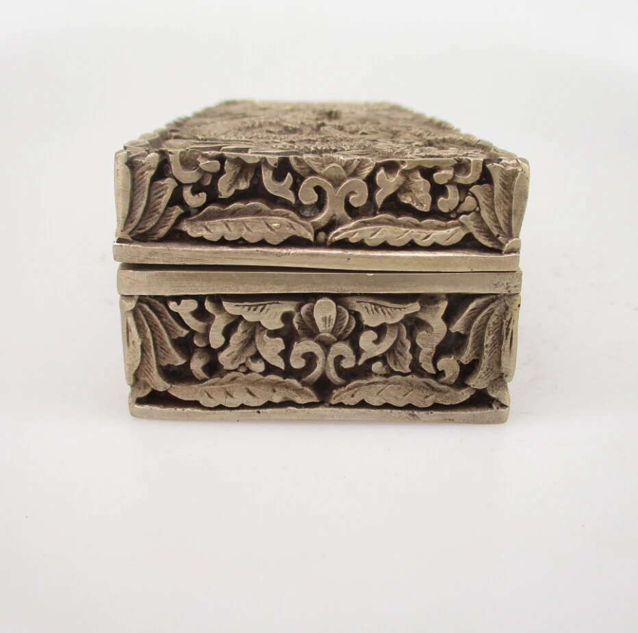 Антикварный антиквариат коллекционные украшенные старой ручной работы