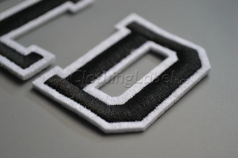 Пользовательский войлочный фон с вышитым логотипом Смешанные Буквы тканая